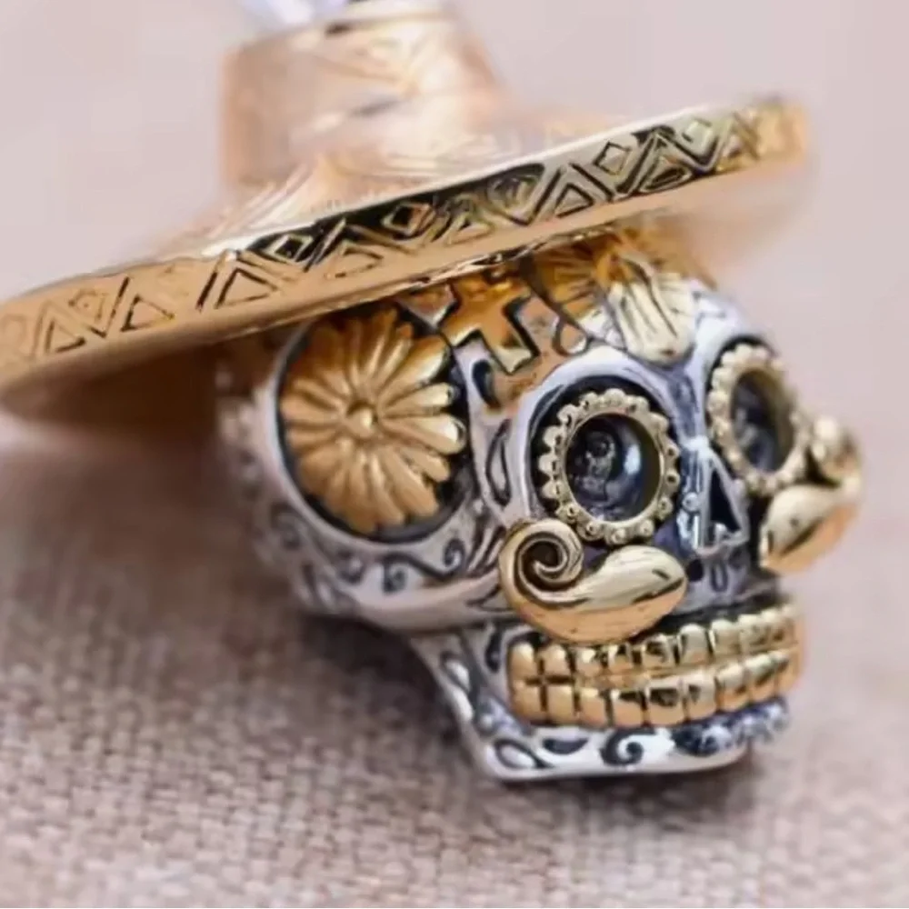Skull necklace